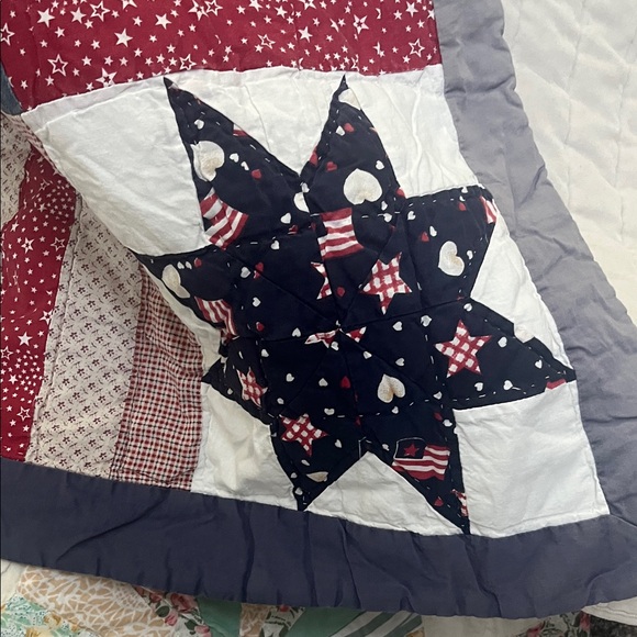 PIECED QUILT Patriotic Patchwork Quilt Sawtooth Stars AMERICANA - Picture 12 of 13